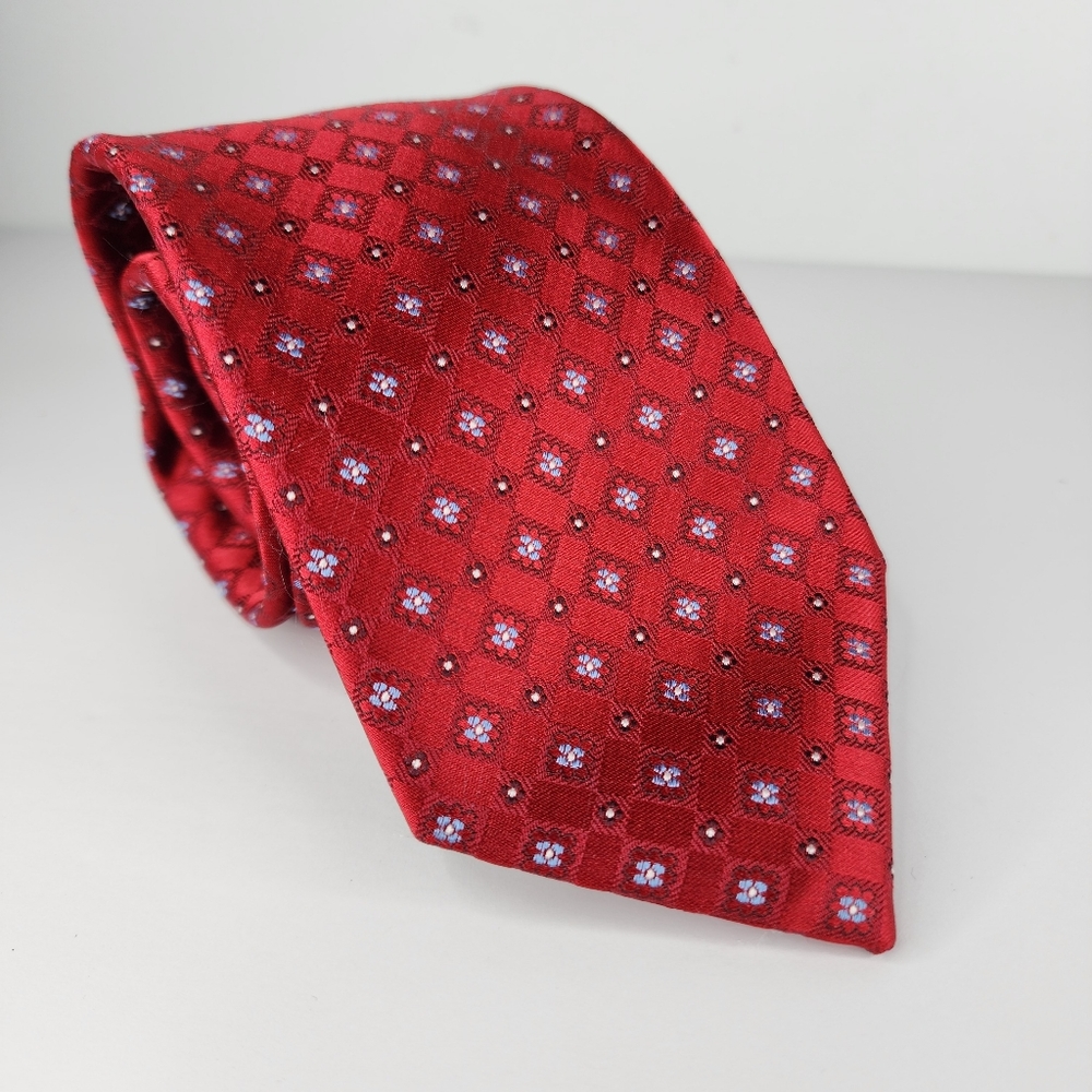 SADDLEBRED Red Tie.